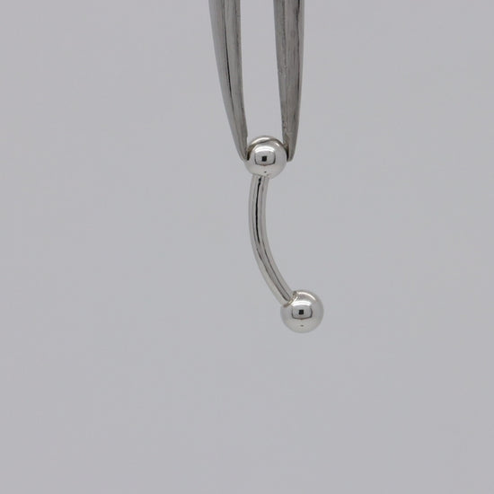 video of 3mm curved barbell piercing